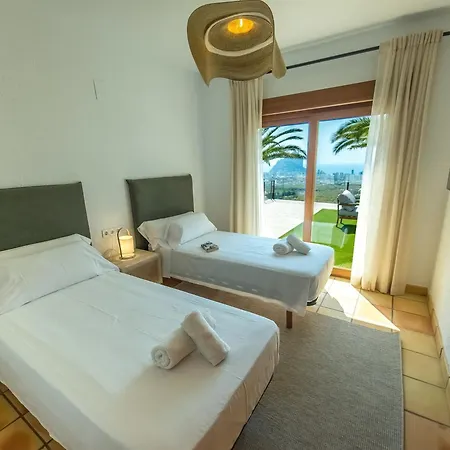 Colina Del Sol Villa