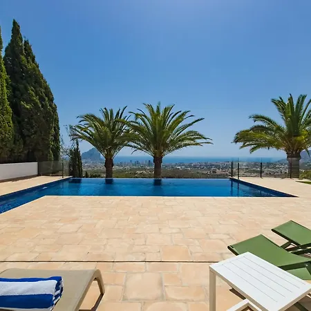 Colina Del Sol Villa